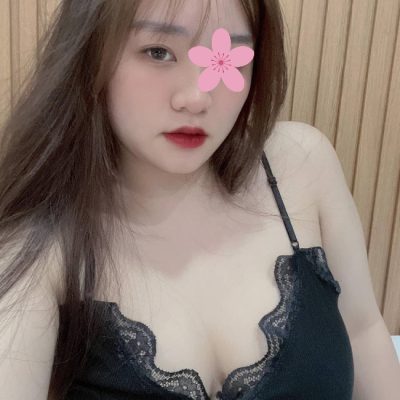 Bích Phương - Gái văn phòng Phú Cường vòng 1 to tròn